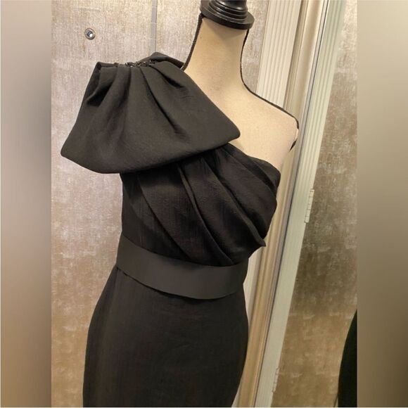 Marchesa Notte Elegant Black One-Shoulder bow detailed miniDress, US4 - Picture 6 of 12